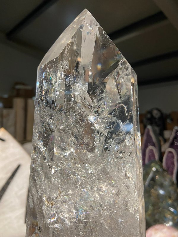 Rock-Crystal-Point