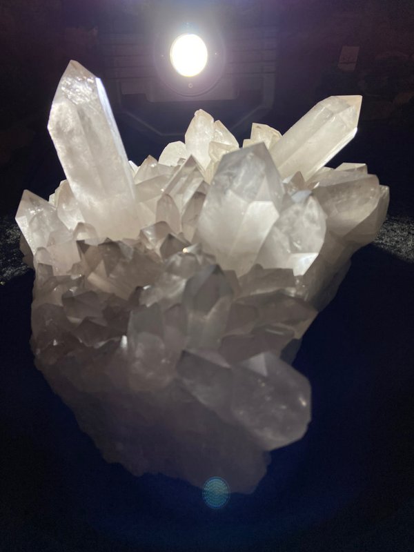 Rock crystal group with light smoky quartz