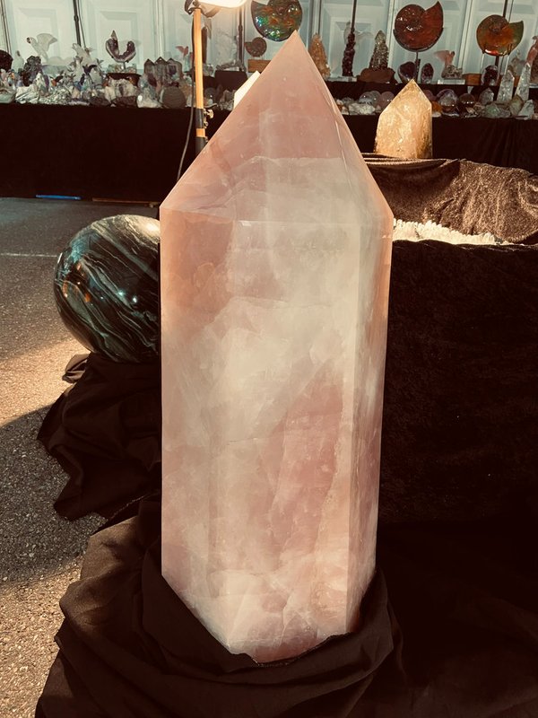 Very beautiful rose quartz tip