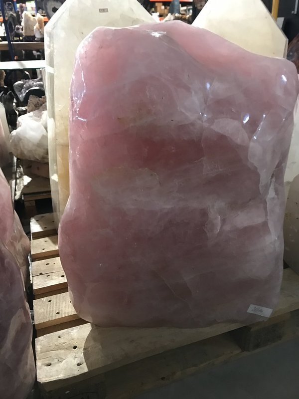 Rose quartz polished