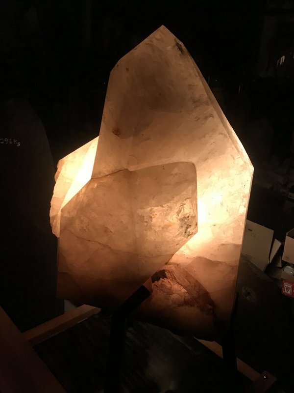 Bergkristall-Erdenhüter-Kristall mit riesigem Doppelender aus Brasilien