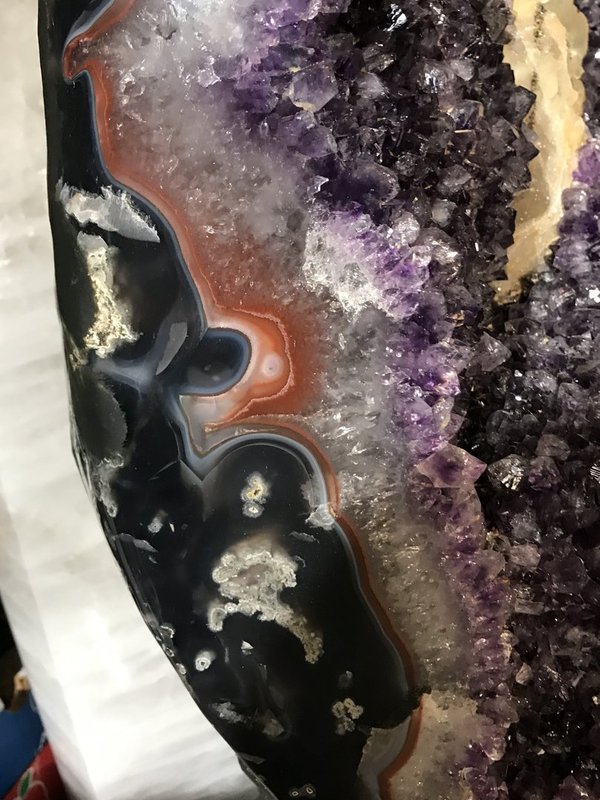 Red-blue agate with amethyst
