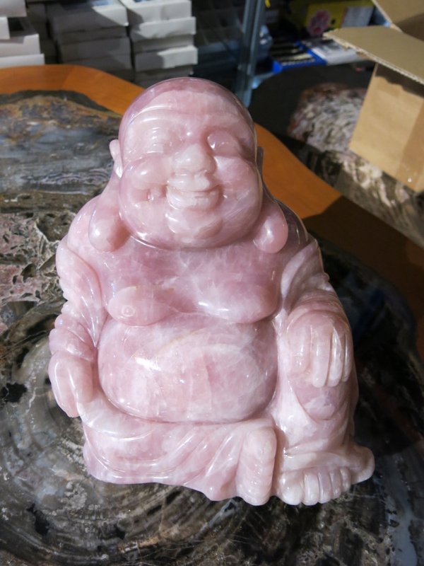 Rosenquarz-Buddha