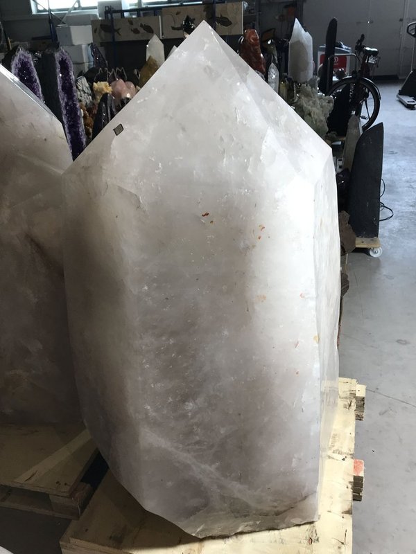 huge white snow quartz rock crystal earth guardian crystal from Brazil