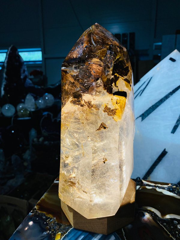 Elestial crystal with water inclusion