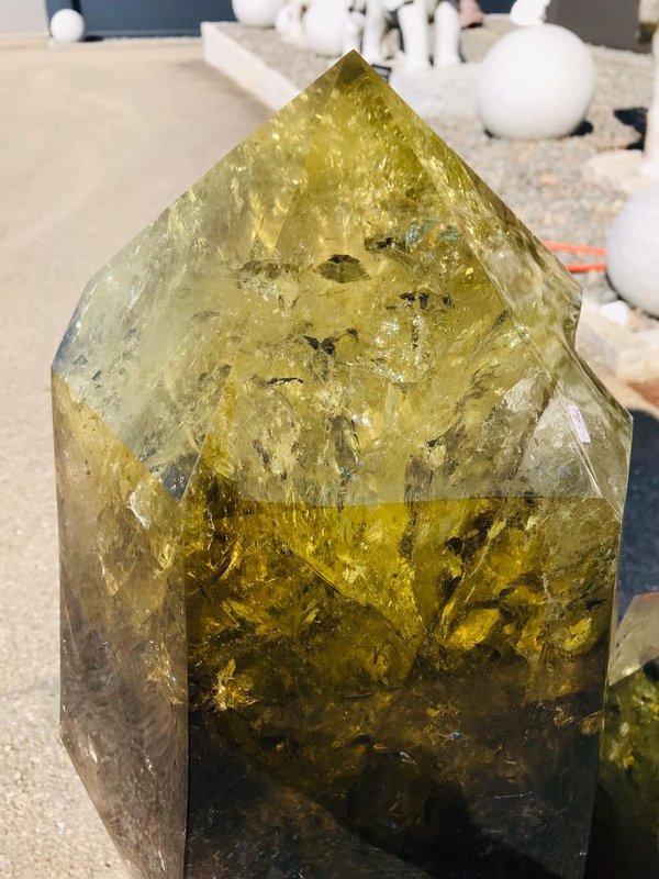goldene Citrin-Rauchquarz-Phantom-Kristall-Spitze aus Sambia