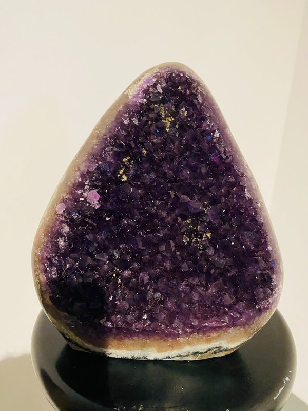 Beautiful amethyst druse with great shape from Uruguay