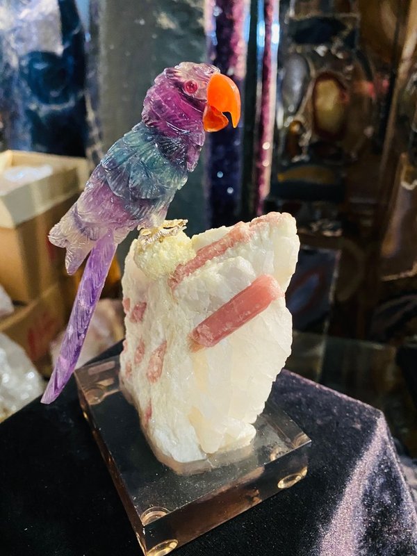 Fluorite parrot on pink tourmaline quartz