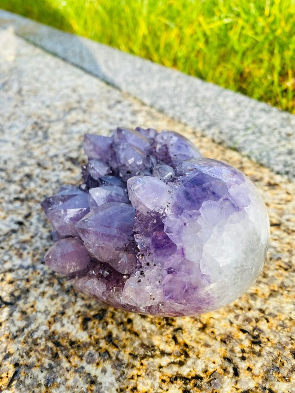 Heart out of Amethyst