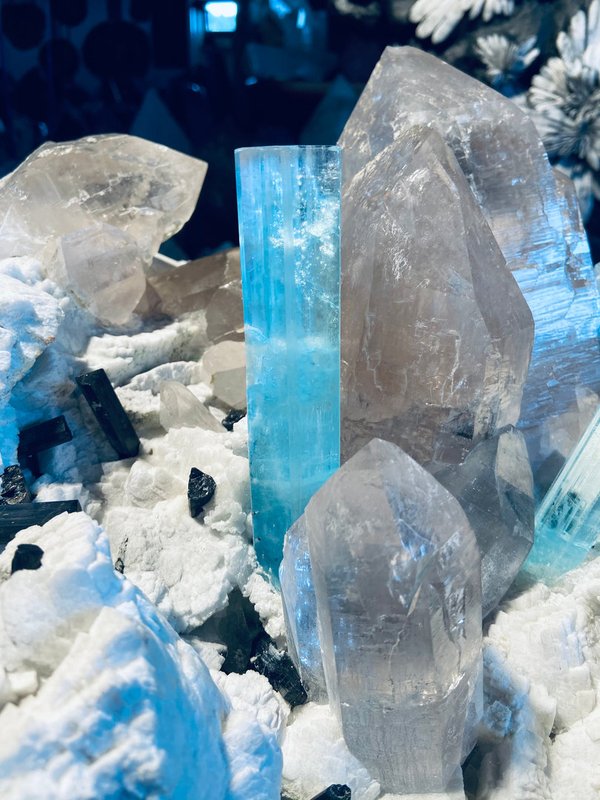 Our best aquamarine crystal group with smoky quartz, tourmaline and albite from the Himalaya