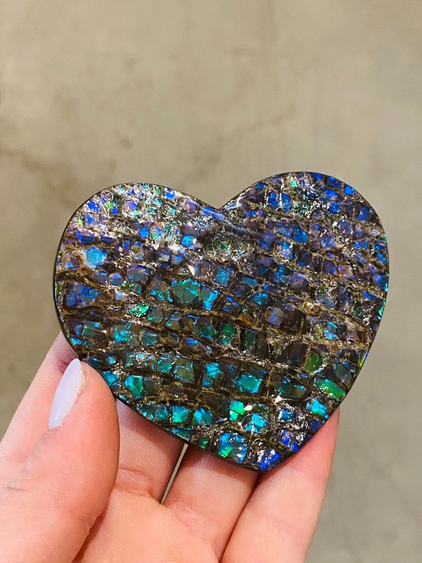 Blue opalescent heart - Ammolite heart
