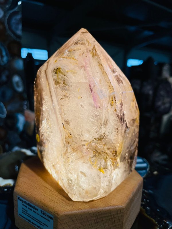 Elestial-Kristall mit Amethyst, Citrin, Rauchquarz-Phantomen und Wassereinschluss